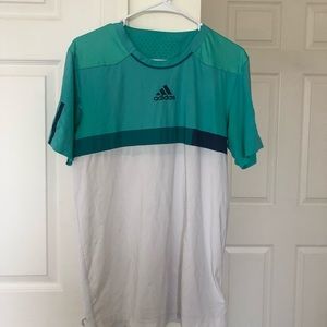 Adidas T-shirt